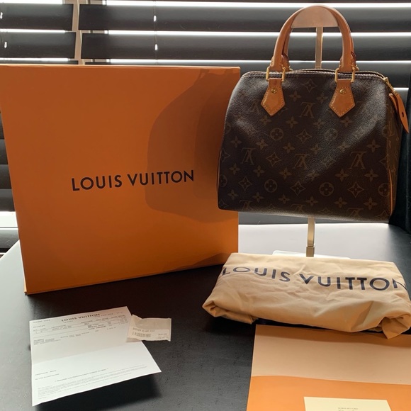 Louis Vuitton Handbags - Louis Vuitton Speedy 25 - Monogram Canvas